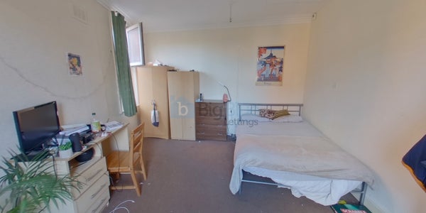 Room Brudenell Street in Leeds