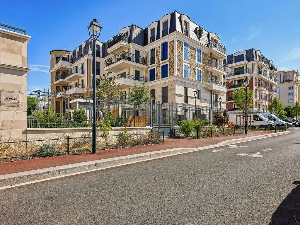 Flat Rue Alice et Jean Lafont in Chelles