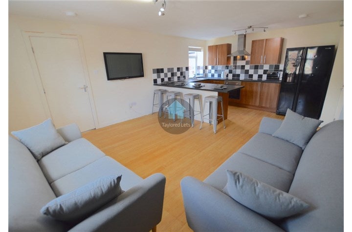 Flat Stannington Place in Newcastle upon Tyne