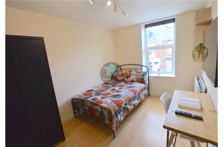 Flat Stannington Place in Newcastle upon Tyne