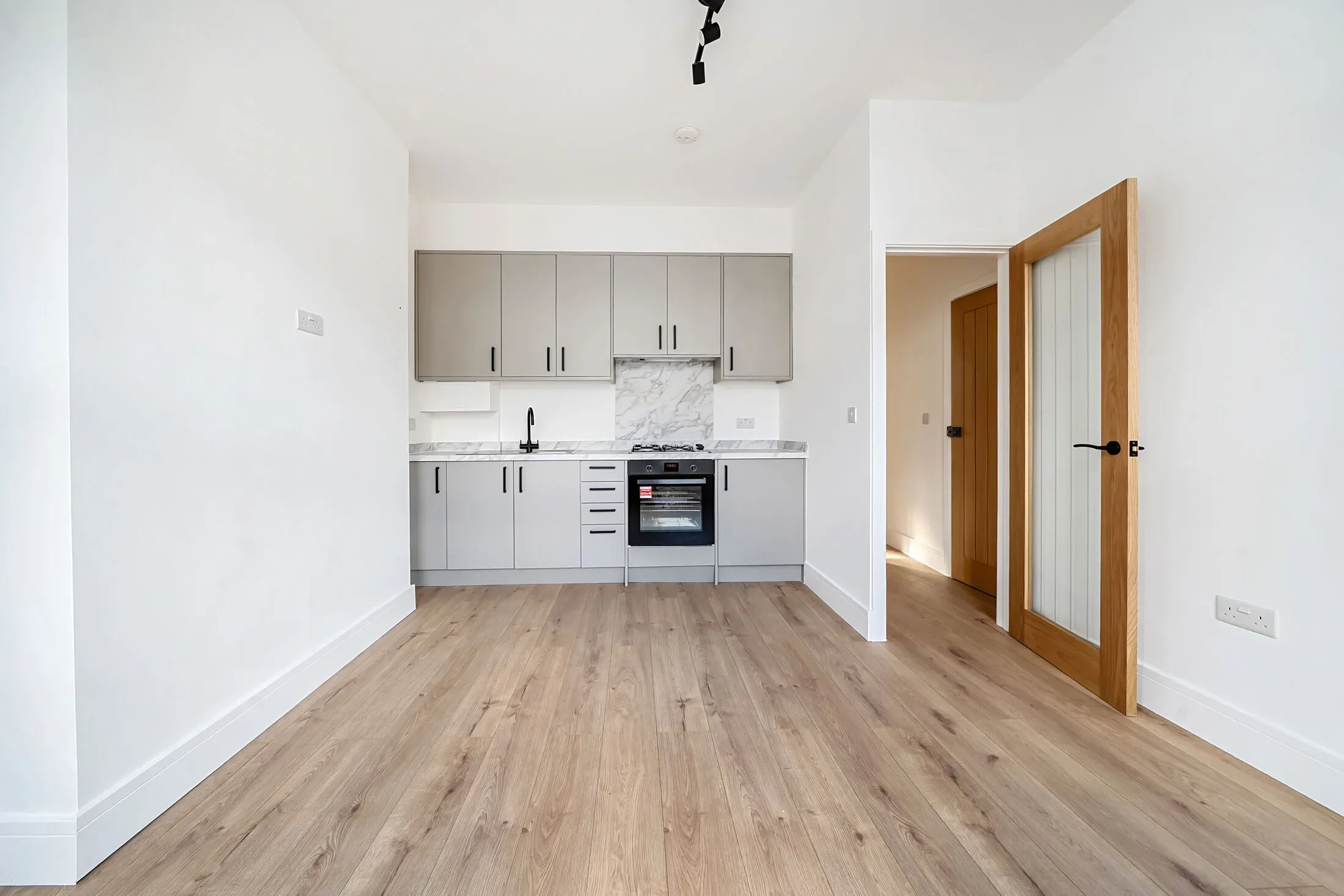 Flat Regina Road in Greater London