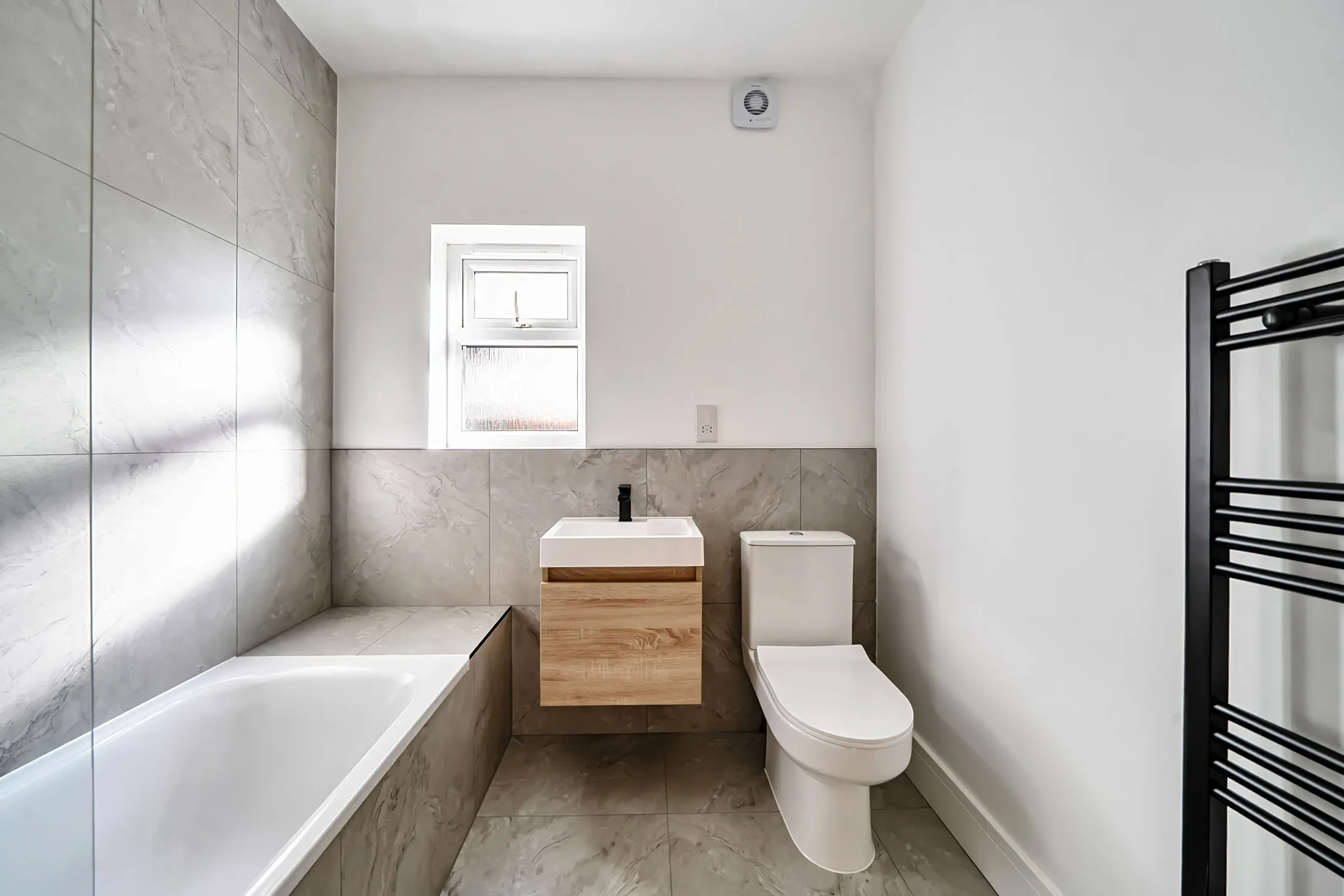 Flat Regina Road in Greater London