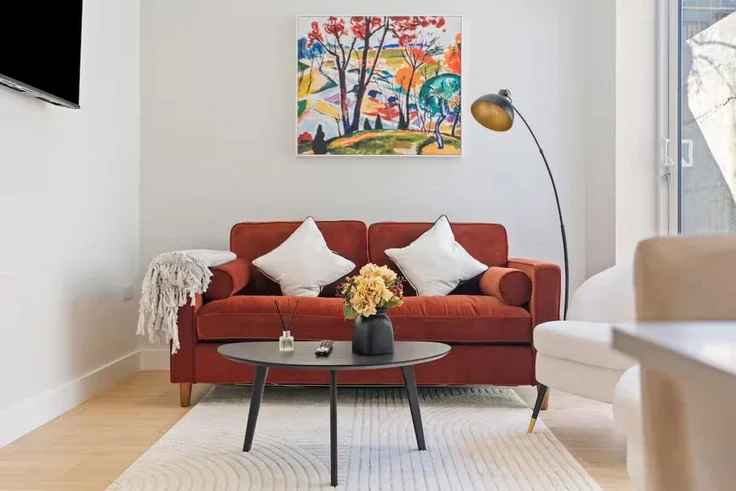 Flat Woodlands Close in Greater London
