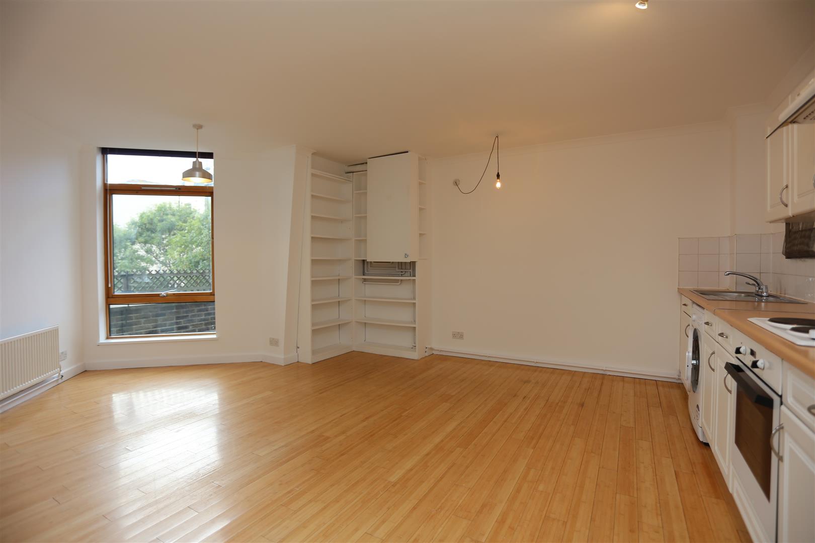 Flat Richmond Terrace in Brighton