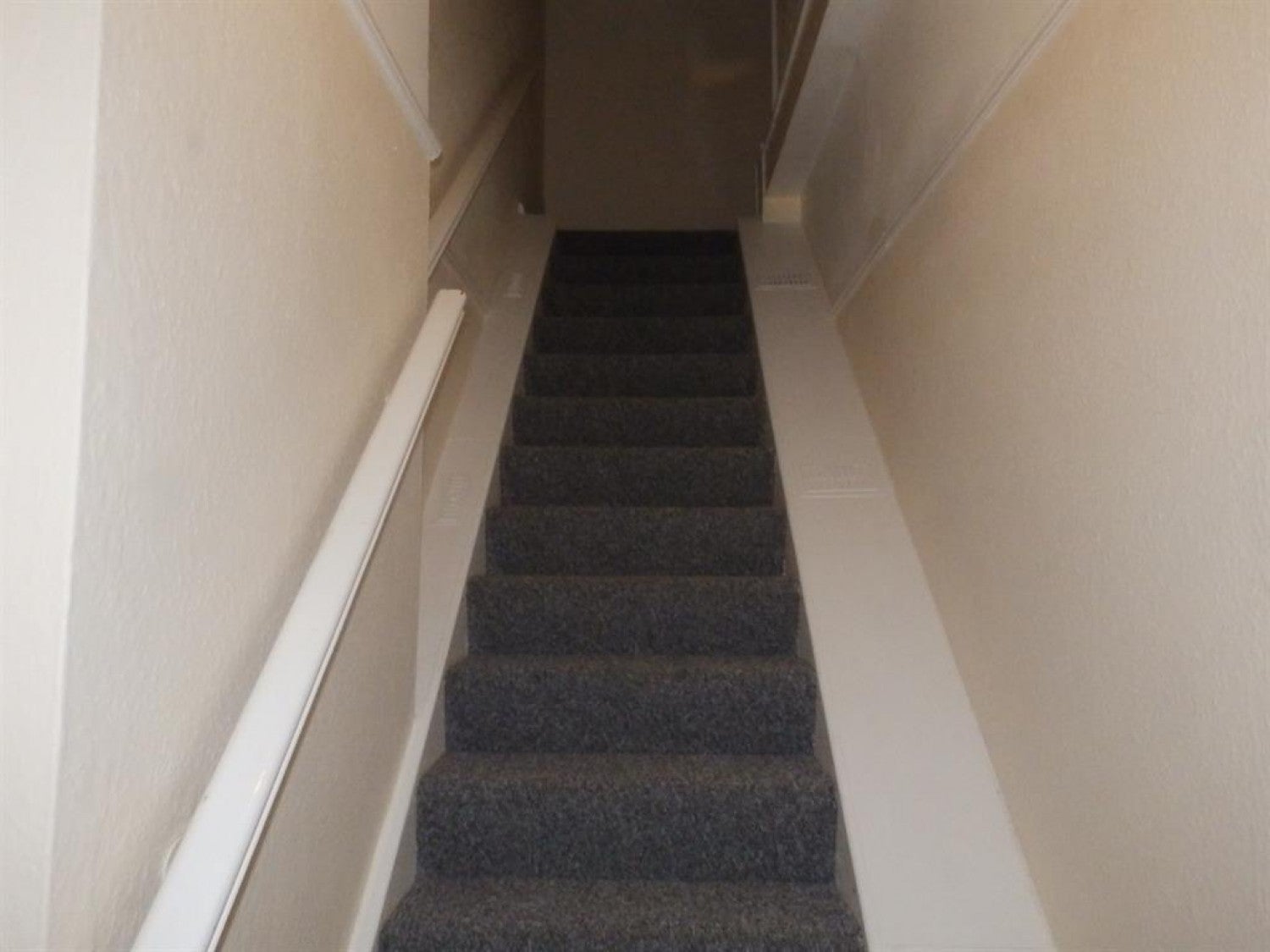 Flat Overpool Road in Ellesmere Port