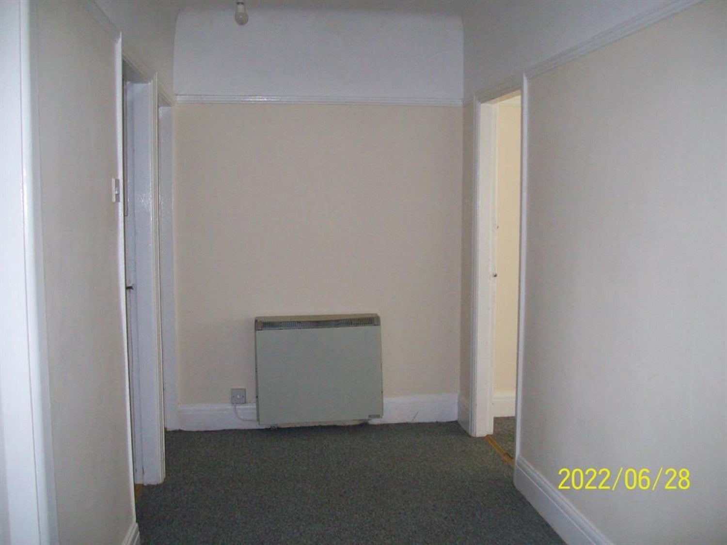 Flat Overpool Road in Ellesmere Port