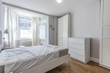 Flat Keith Grove in Greater London