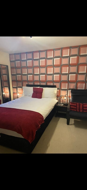 Room Attenborough Close in Oadby and Wigston