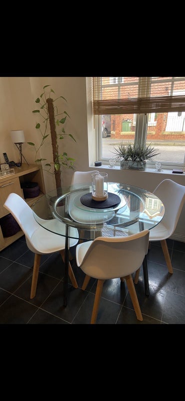 Room Attenborough Close in Oadby and Wigston