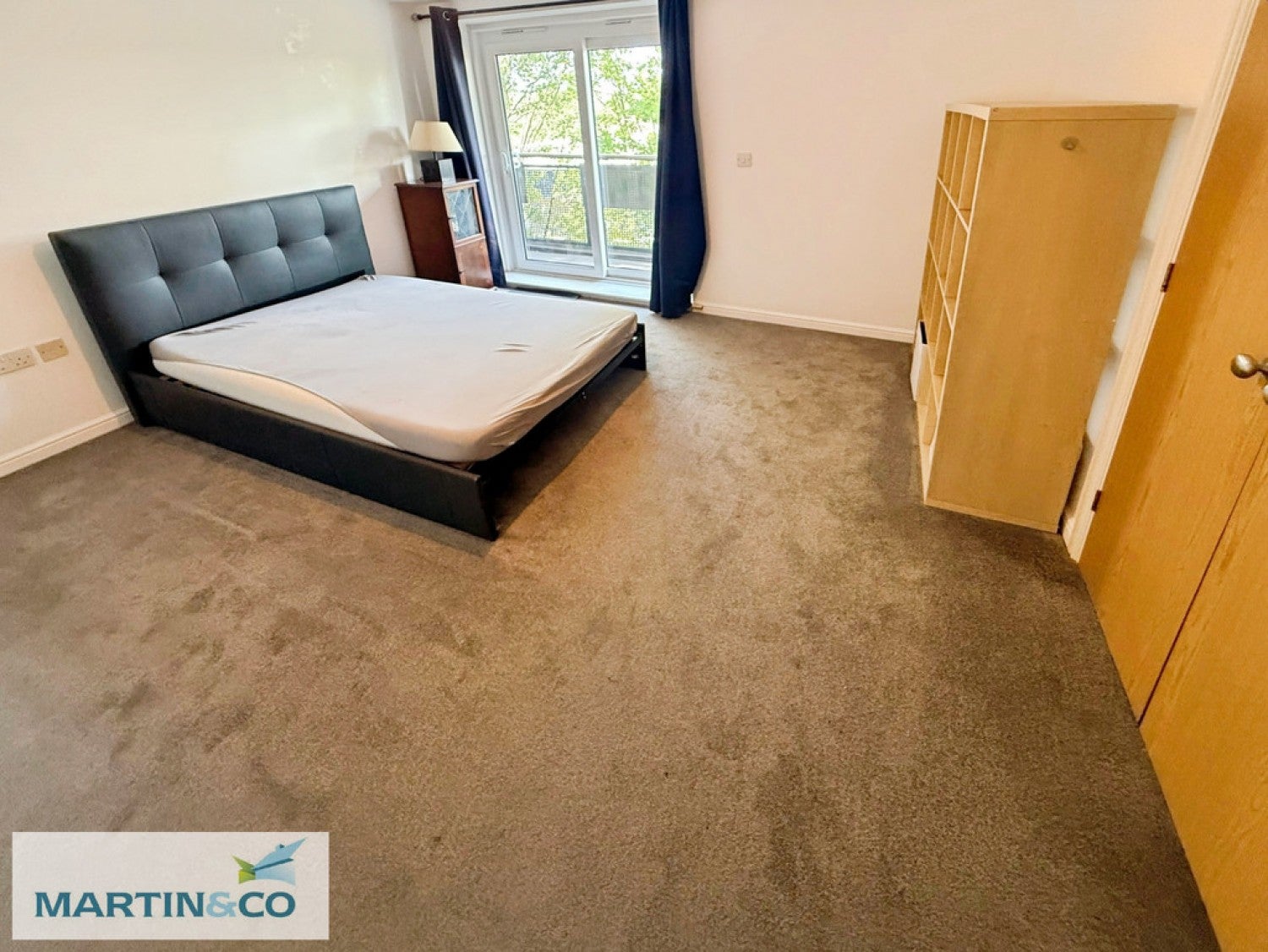 Flat Branagh Court in Reading