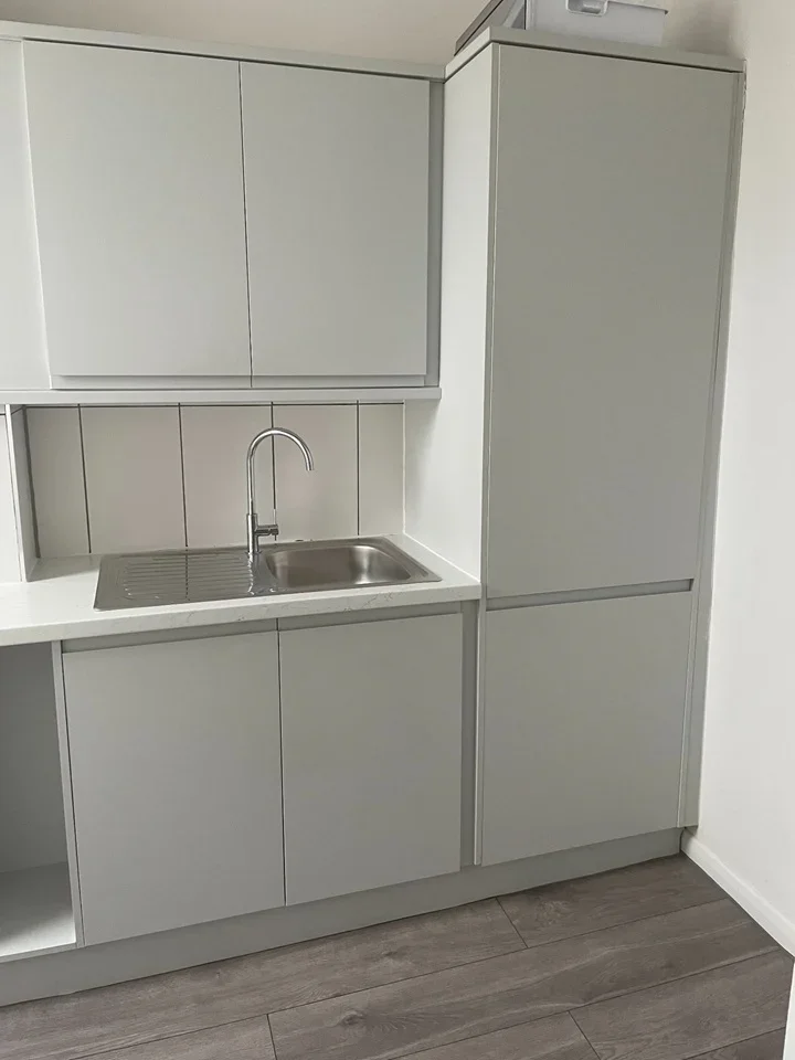 Flat Baldry Gardens in Greater London