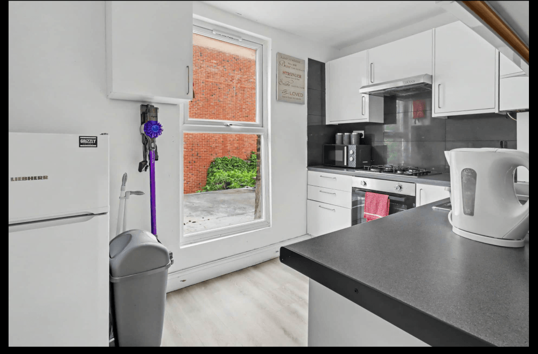 Flat Pennard Road in London