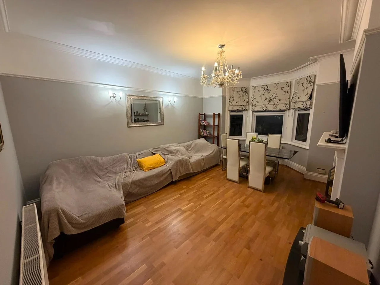 Flat Upton Road in Watford