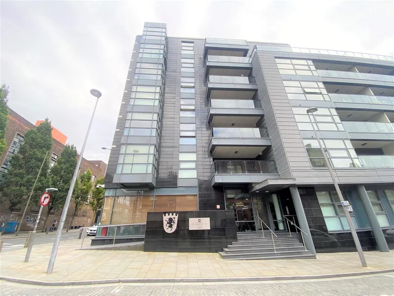 Flat Colquitt Street in Liverpool