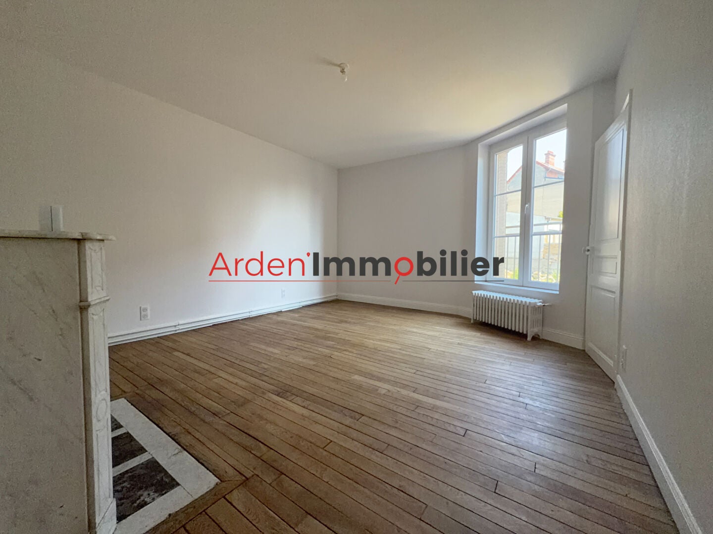 Flat Rue De Rethel in Coucy