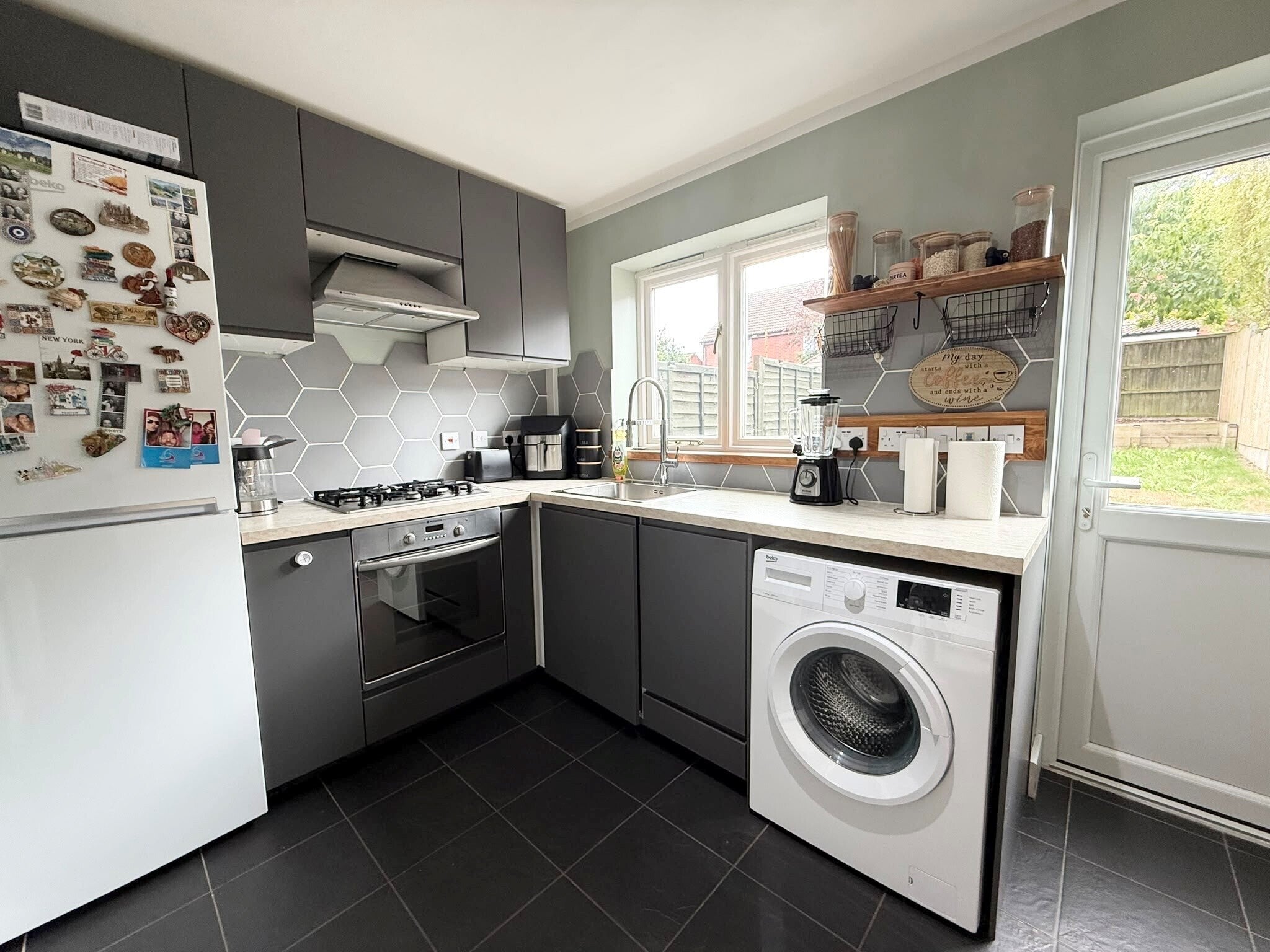 House Beavers Brook Close in Royal Leamington Spa