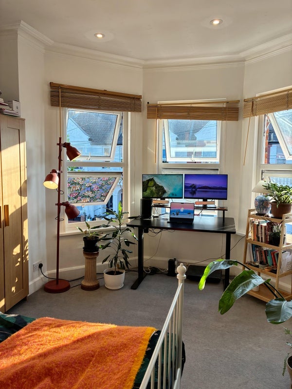 Room Linacre Road in Greater London