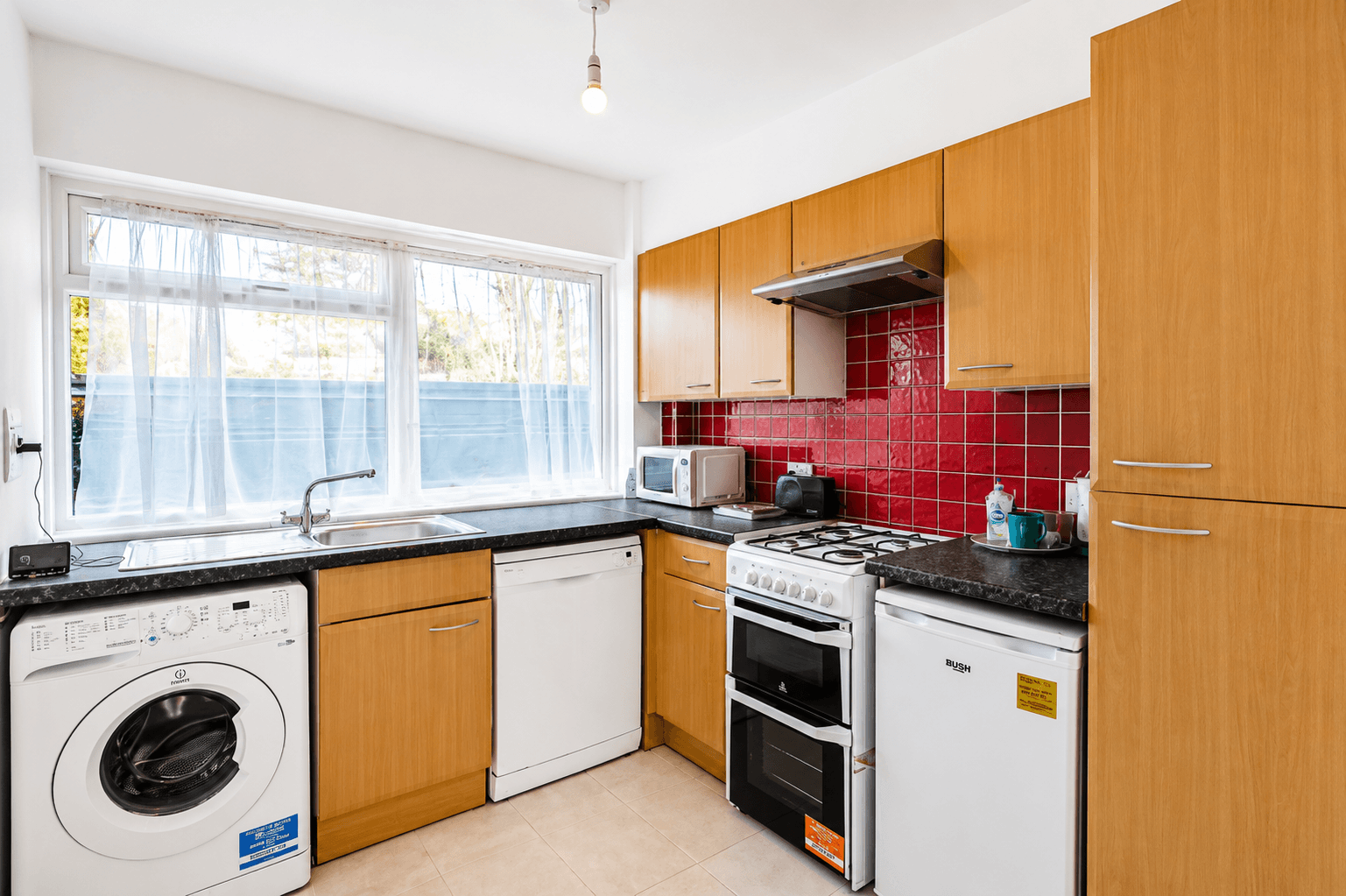 Flat Chatsworth Road in Greater London
