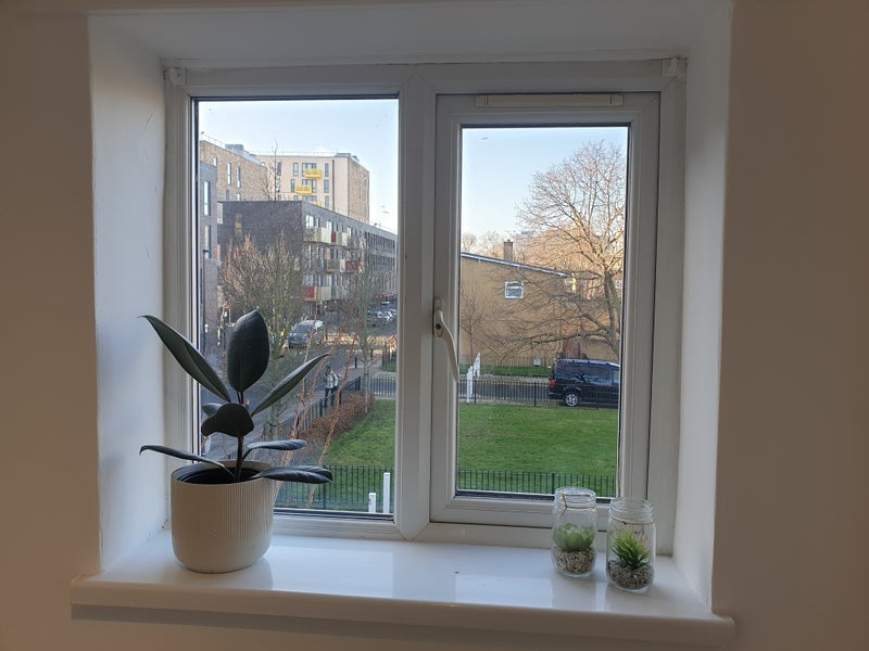 Room Shandy Street in Greater London