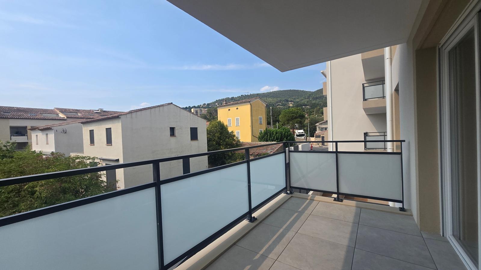 Flat Lotissement Bain in Draguignan