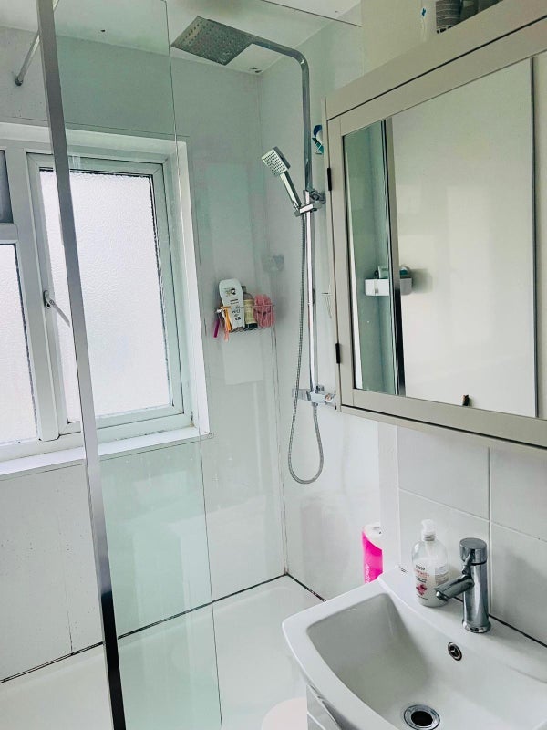 Room Ramsey Street in Greater London