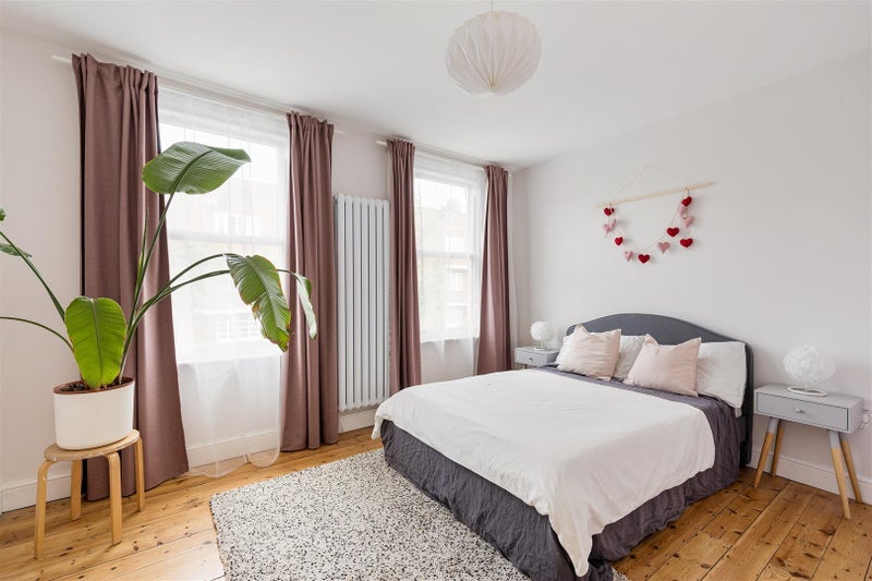Room Skeltons Lane in Greater London