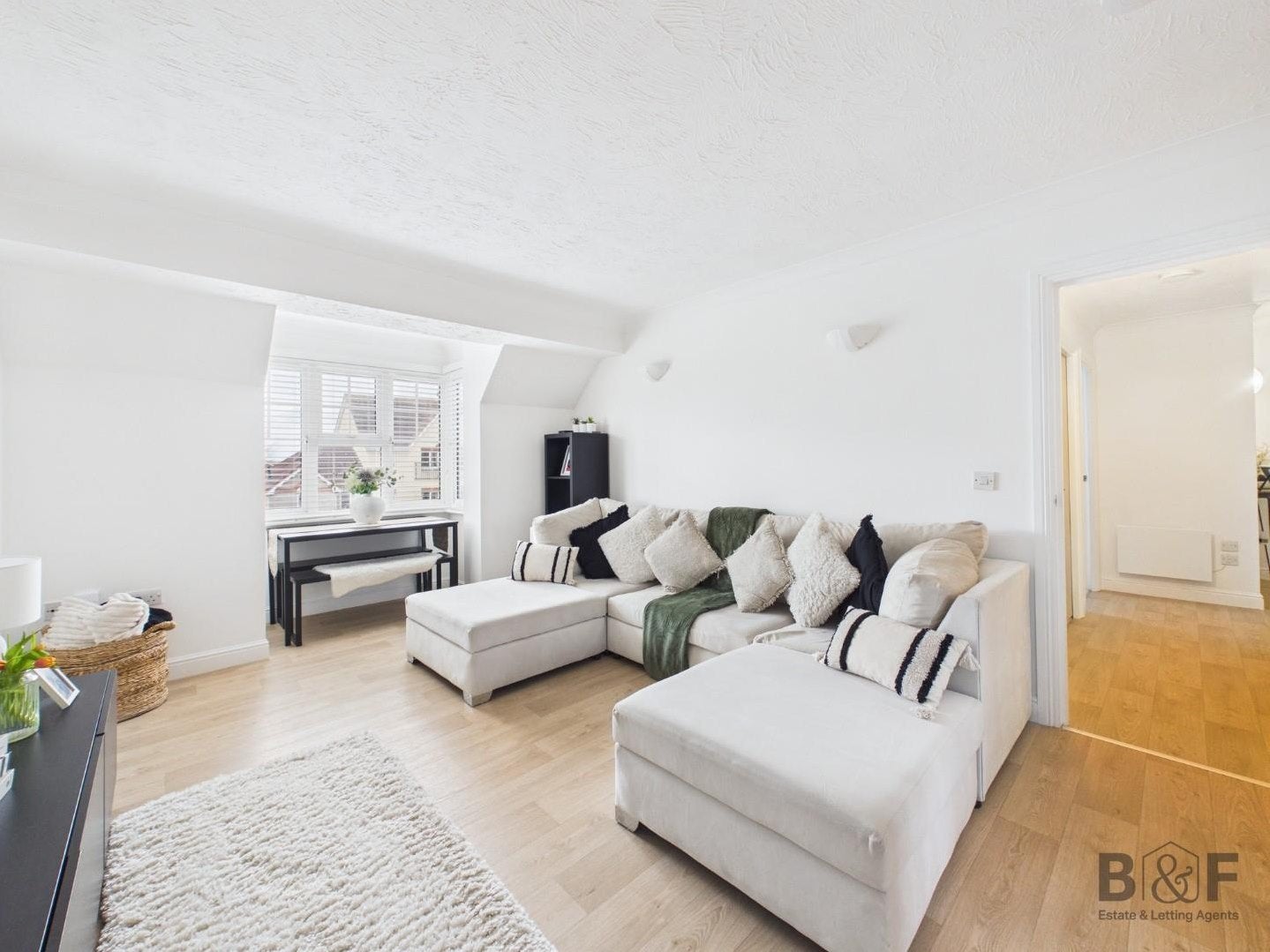Flat Arthurs Close in Bristol