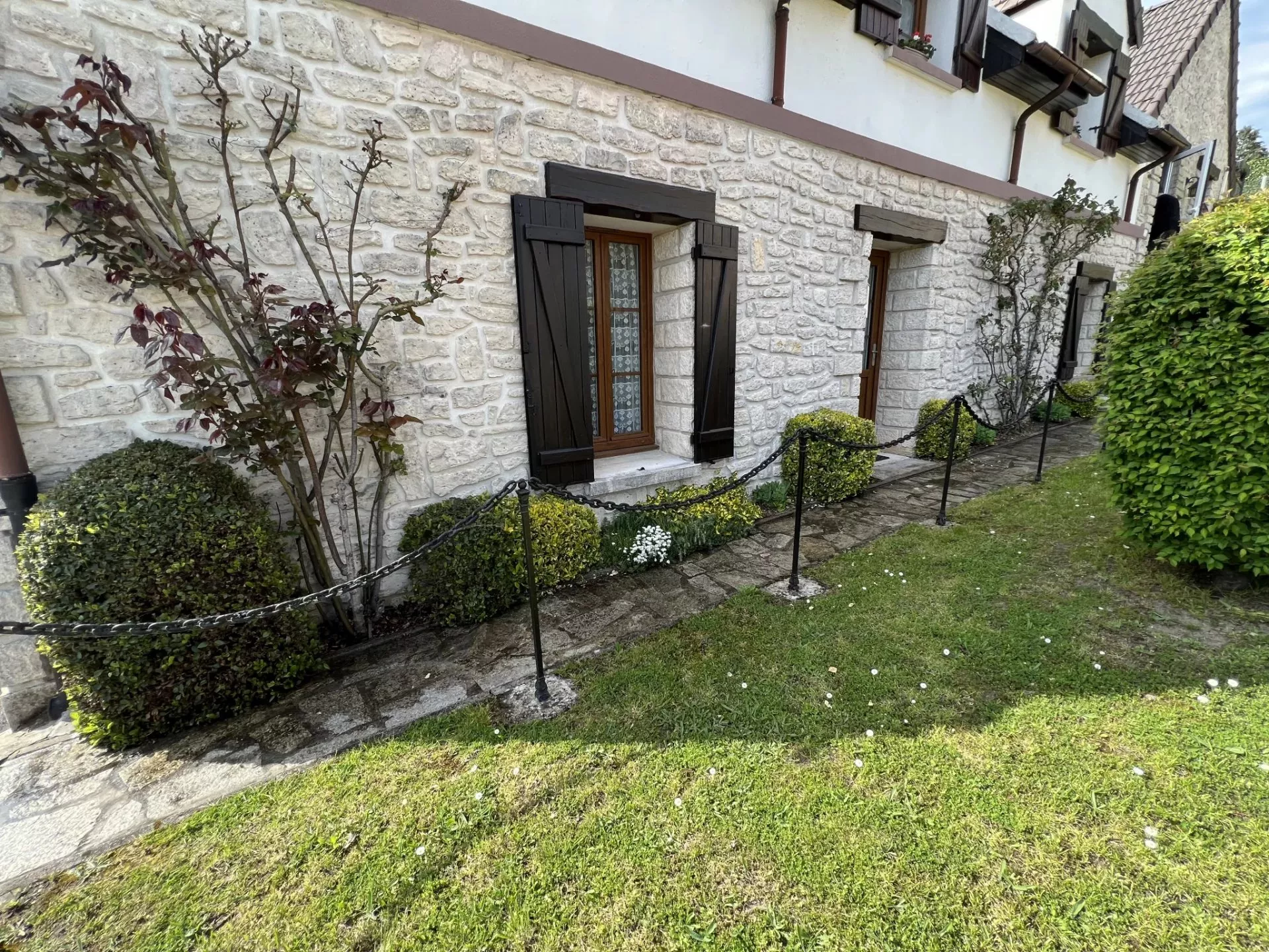 Flat Rue Cyrille in Boué