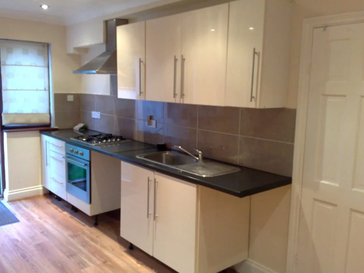 Flat St Nicholas Avenue in Greater London