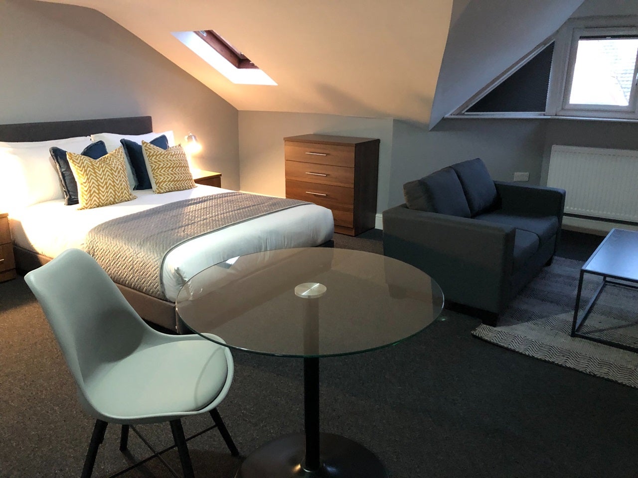 Room Radnor Place in Birkenhead