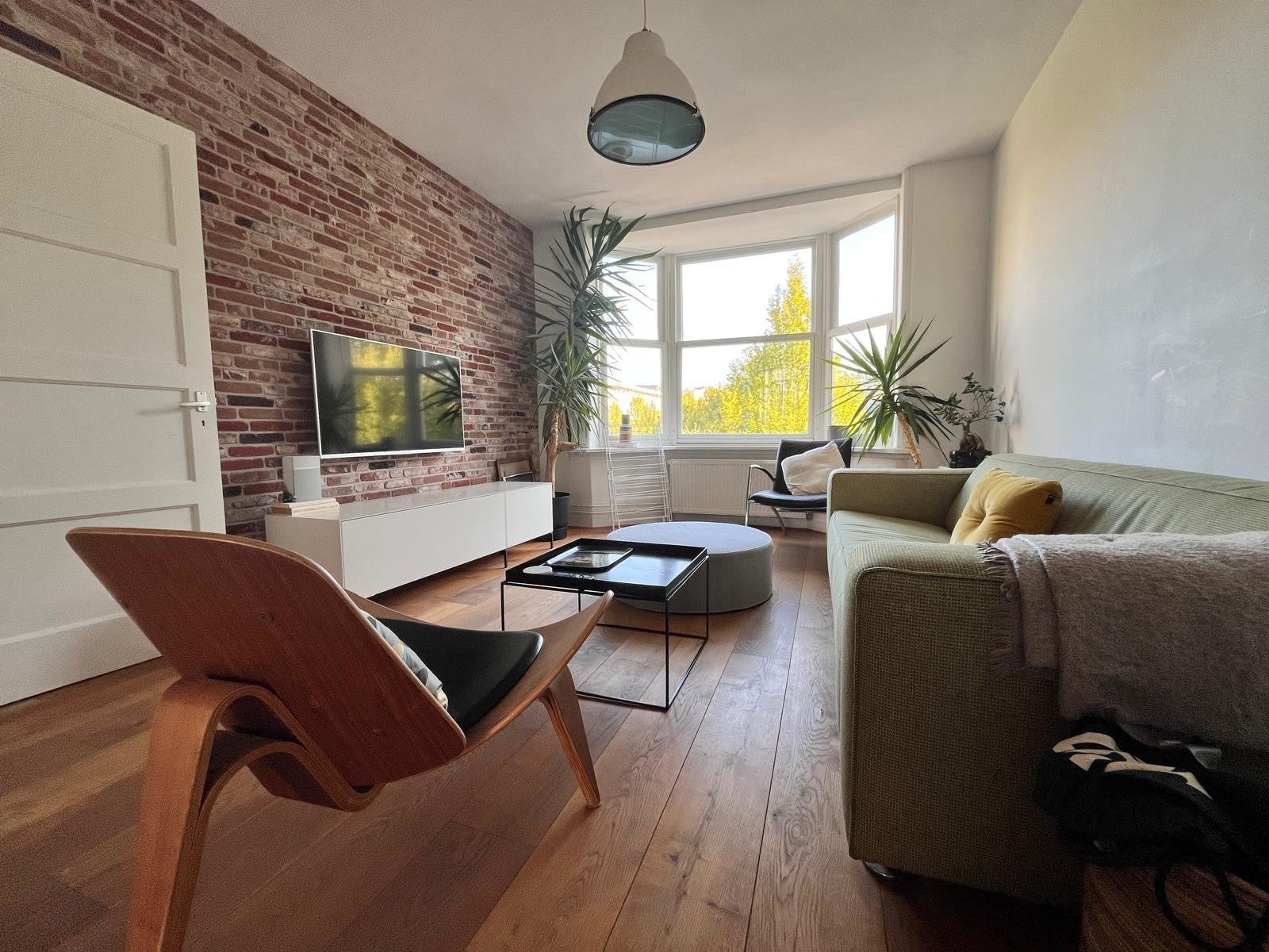 Appartement Van Tuyll van Serooskerkenweg in Amsterdam
