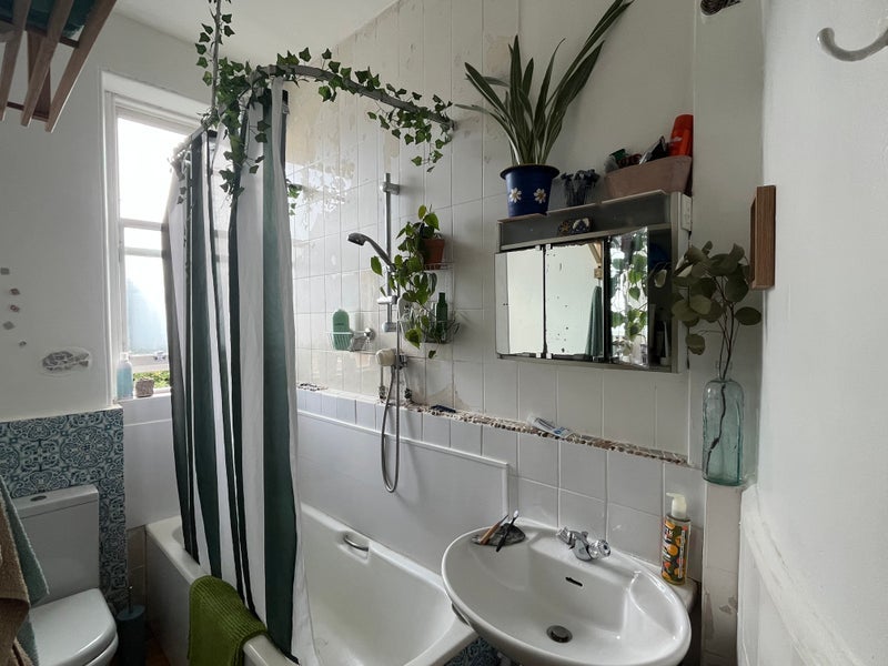 Room Bruntsfield Avenue in City of Edinburgh