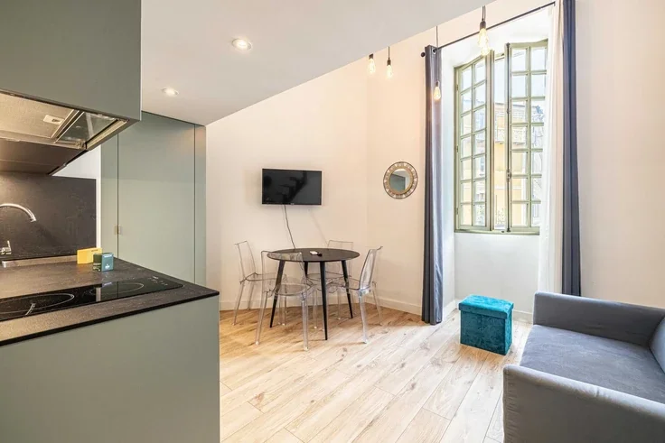 Appartement Place Garibaldi à Nice