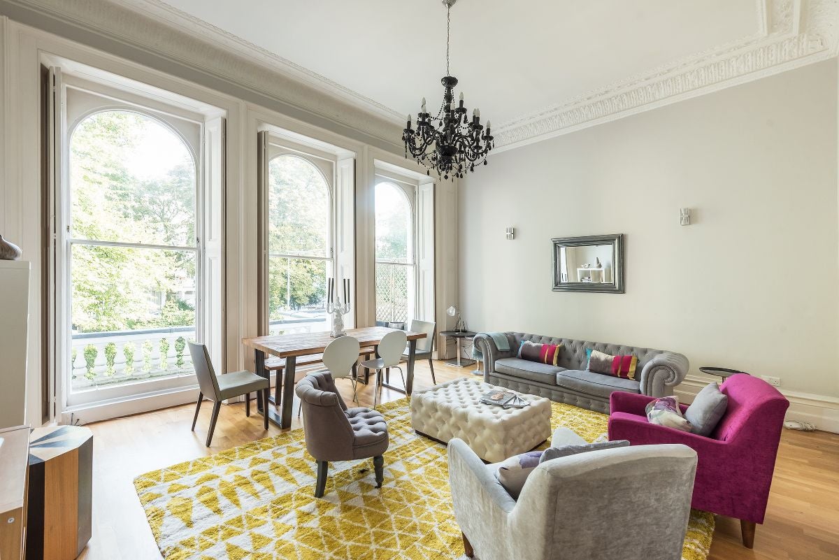 Flat Cornwall Gardens in Greater London
