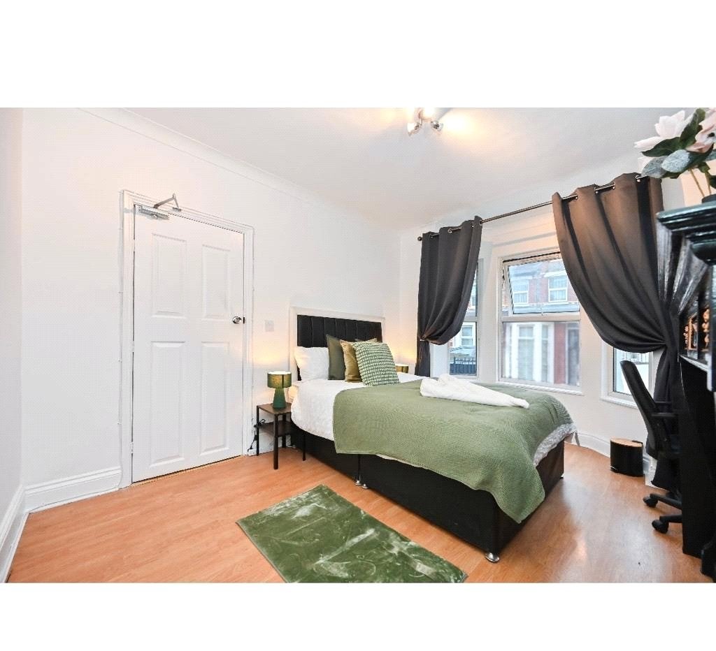 Room Beresford Road in Reading