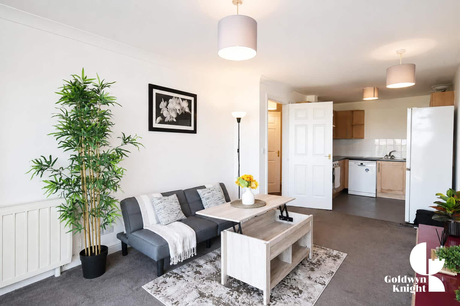 Flat Maltings Close in Greater London