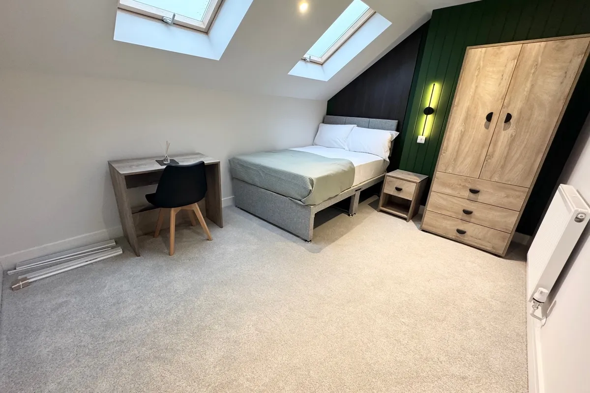 Room Highfield Road in Bournemouth