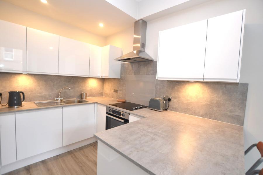 Flat Murdoch Terrace in City of Edinburgh