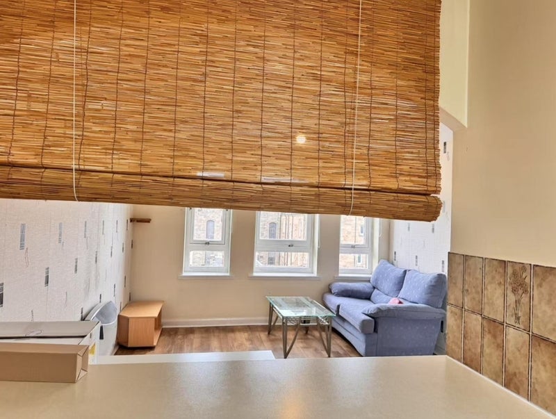 Room Abercromby Drive in Glasgow