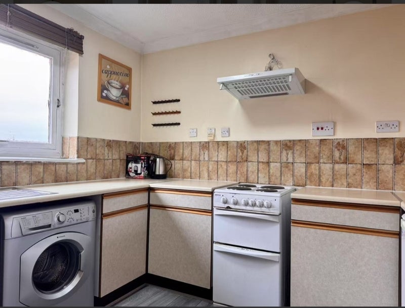 Room Abercromby Drive in Glasgow