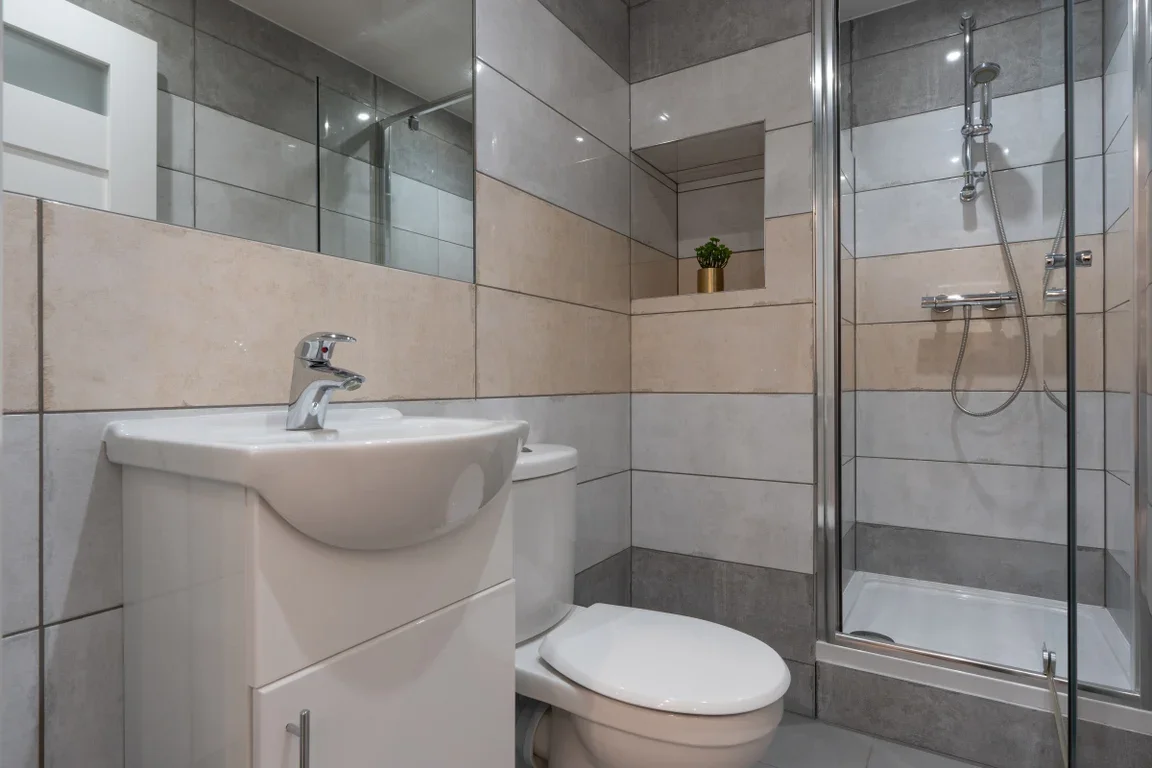 Flat Eskdale Terrace in Newcastle upon Tyne