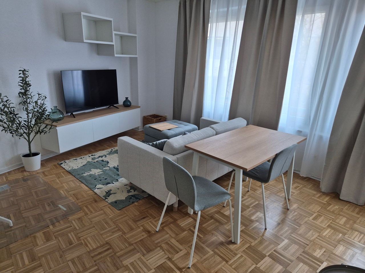 Wohnung Pfarrer-Perabo-Platz in Frankfurt am Main