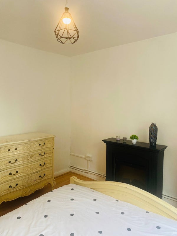 Room Pelton Road in Greater London