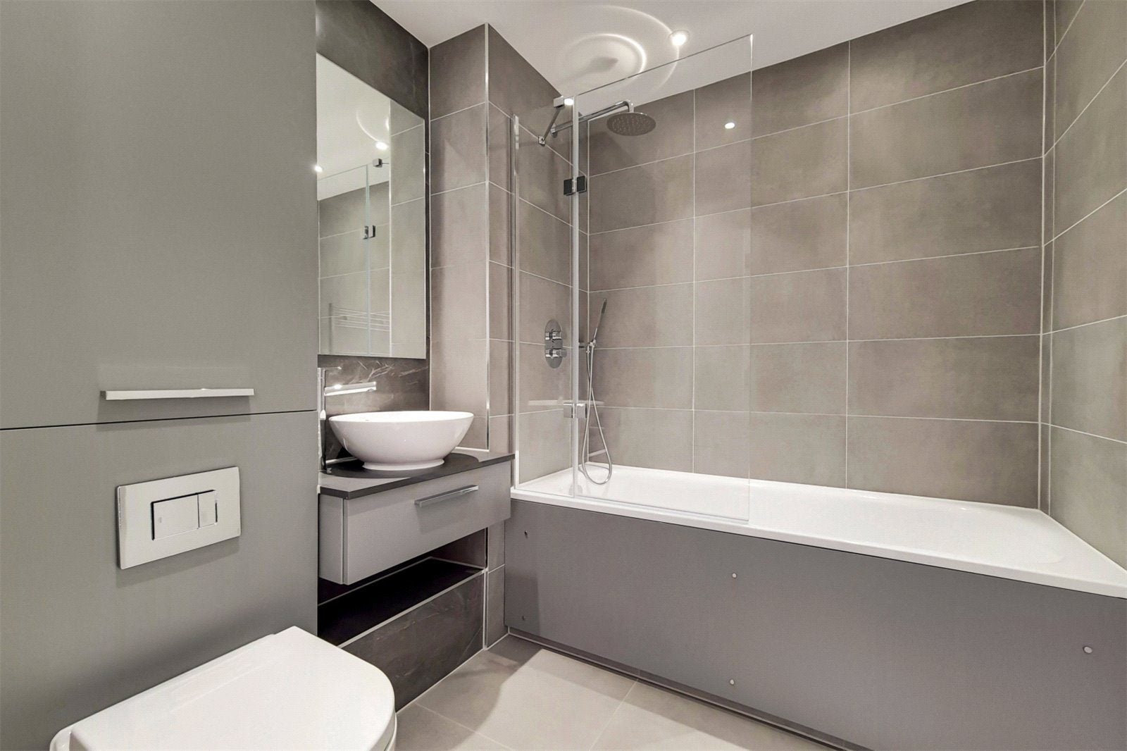 Flat Atlantis Avenue in Greater London