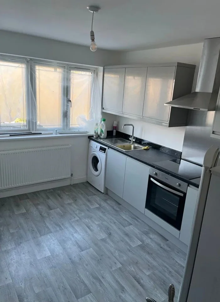 Room Malford Grove in Greater London