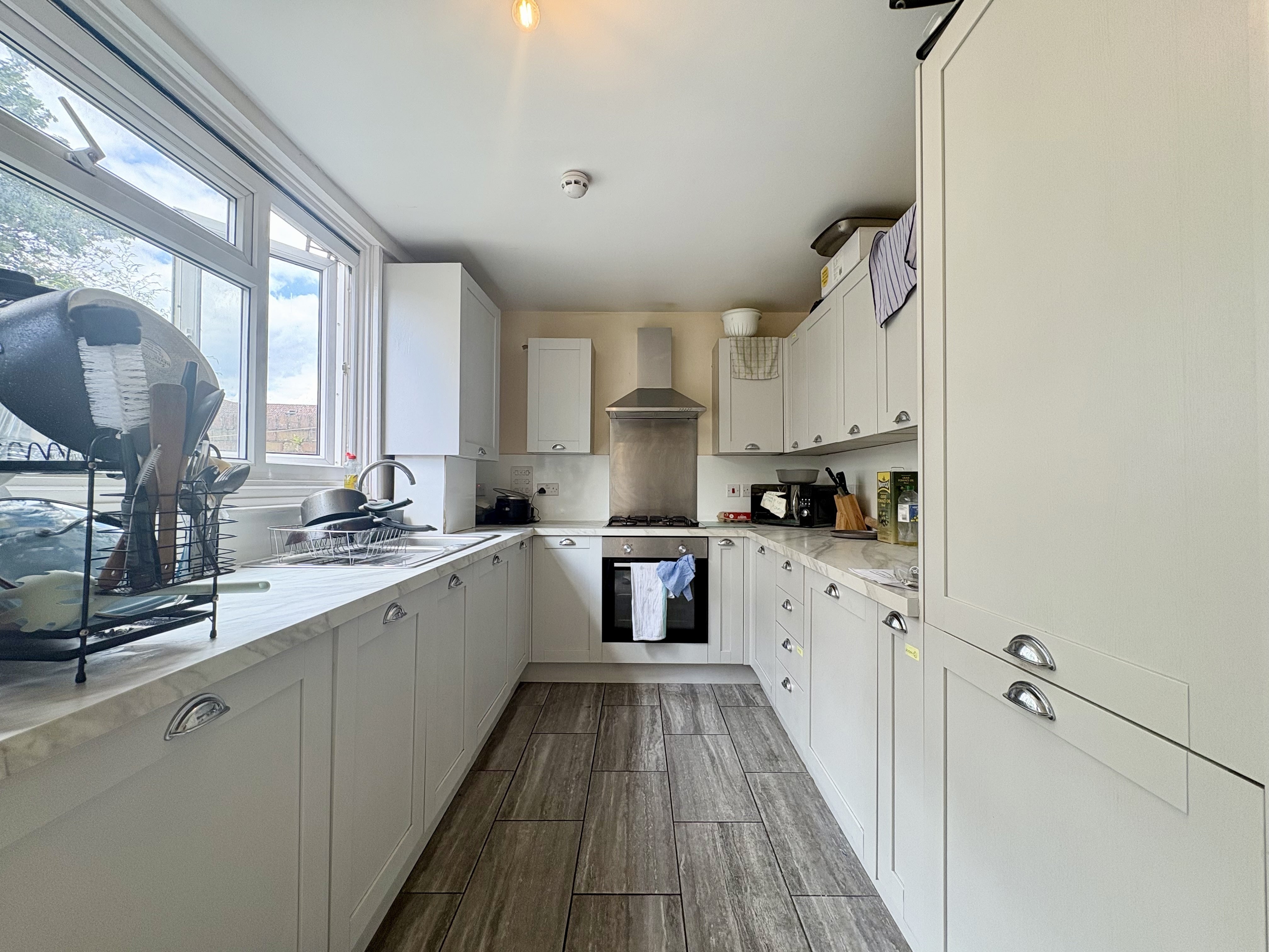 Room Phoenix Place in Dartford