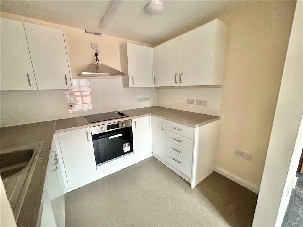 Flat Short Stairs in Nottingham