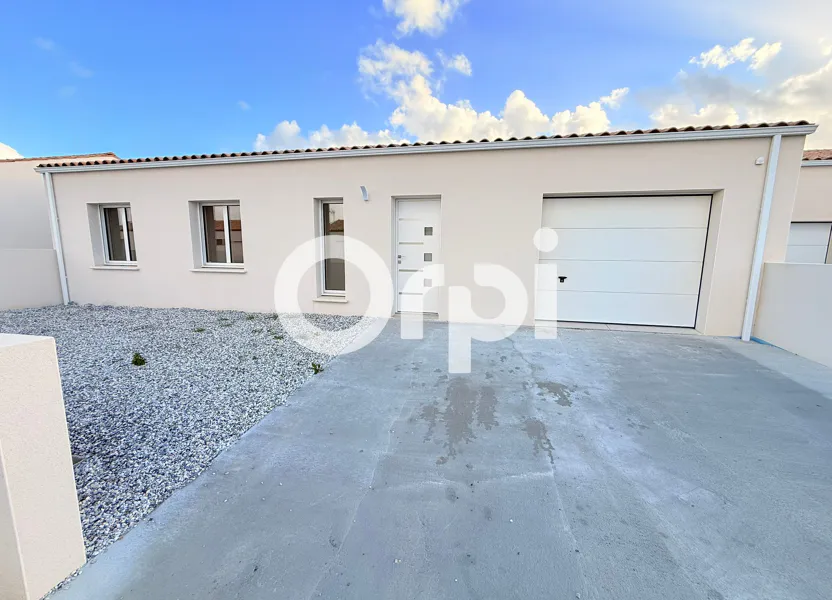 Maison D 911B à Surgères