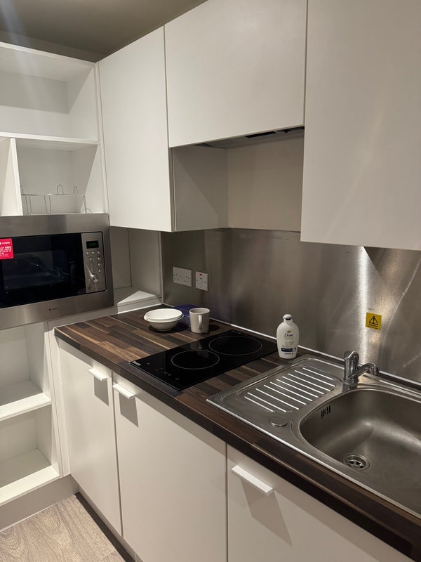 Flat Dundas Court in East Kilbride