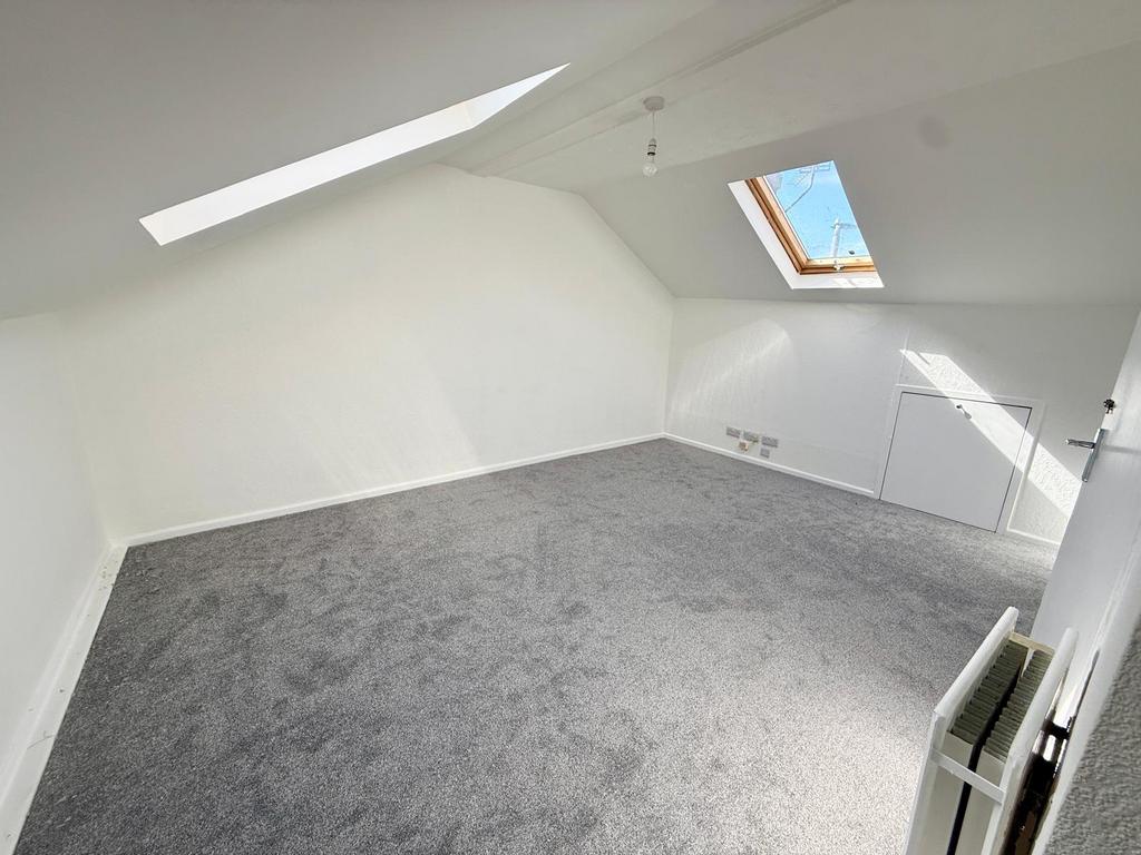 Flat Twyford Avenue in Portsmouth